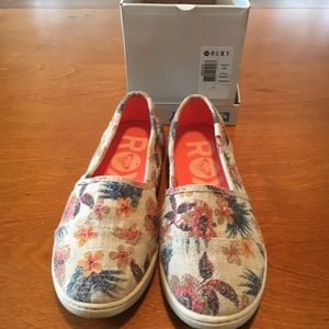 Roxy slip on shoes